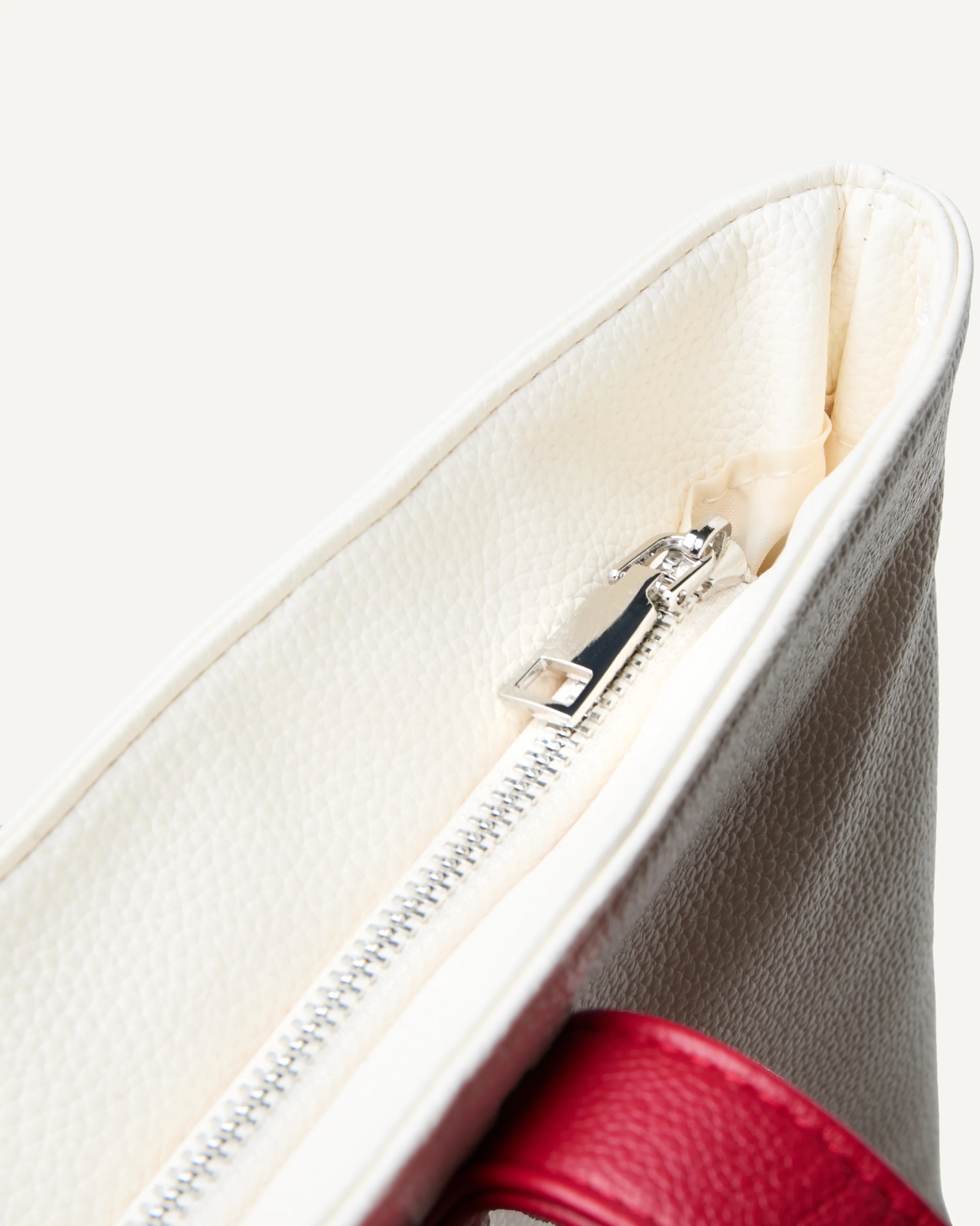BOWLING TOTE BAG - RED/CREAM - Image 6
