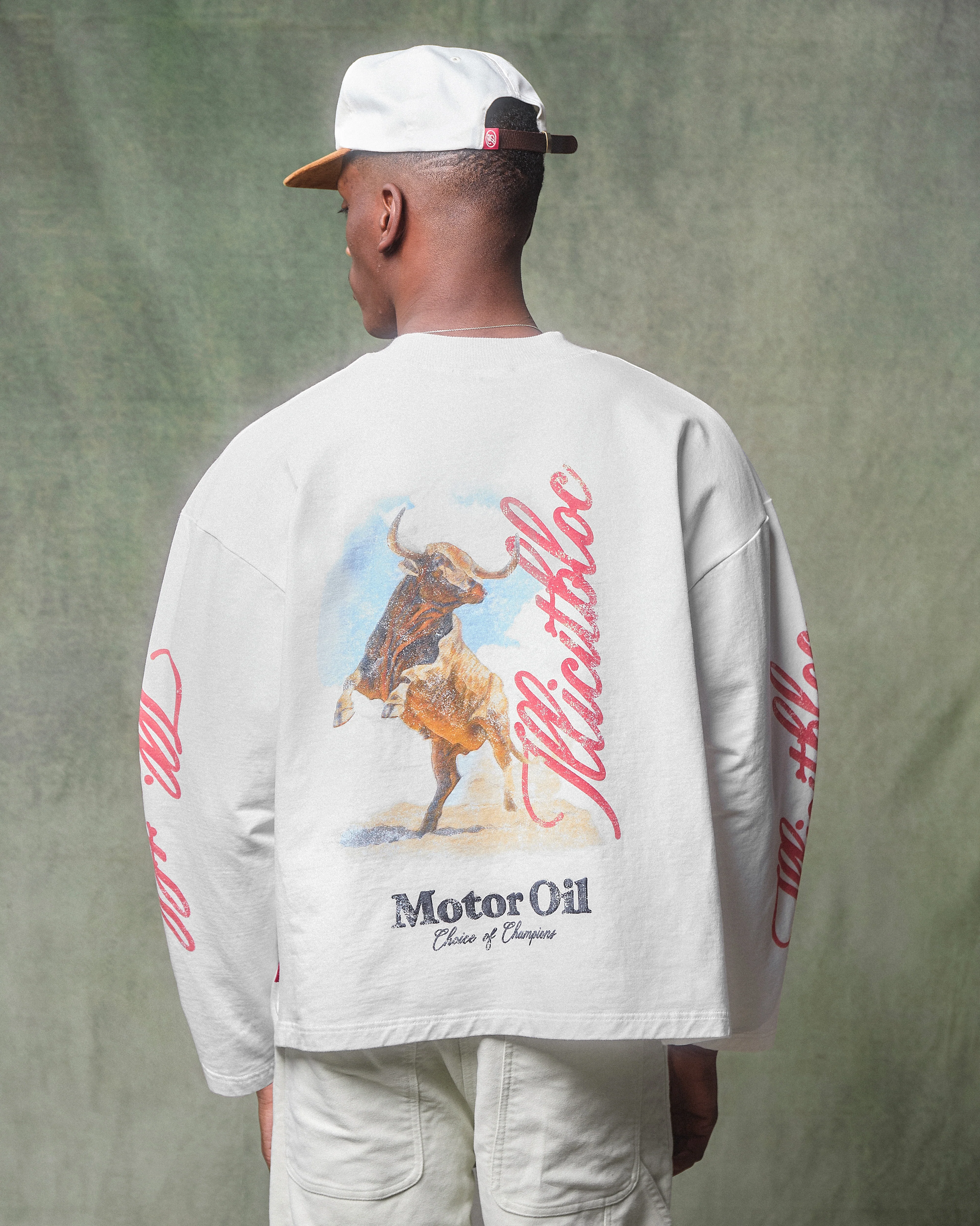 BULL MASCOT CLOUDWEAVE™ LONG SLEEVE T-SHIRT - WHITE - Image 4