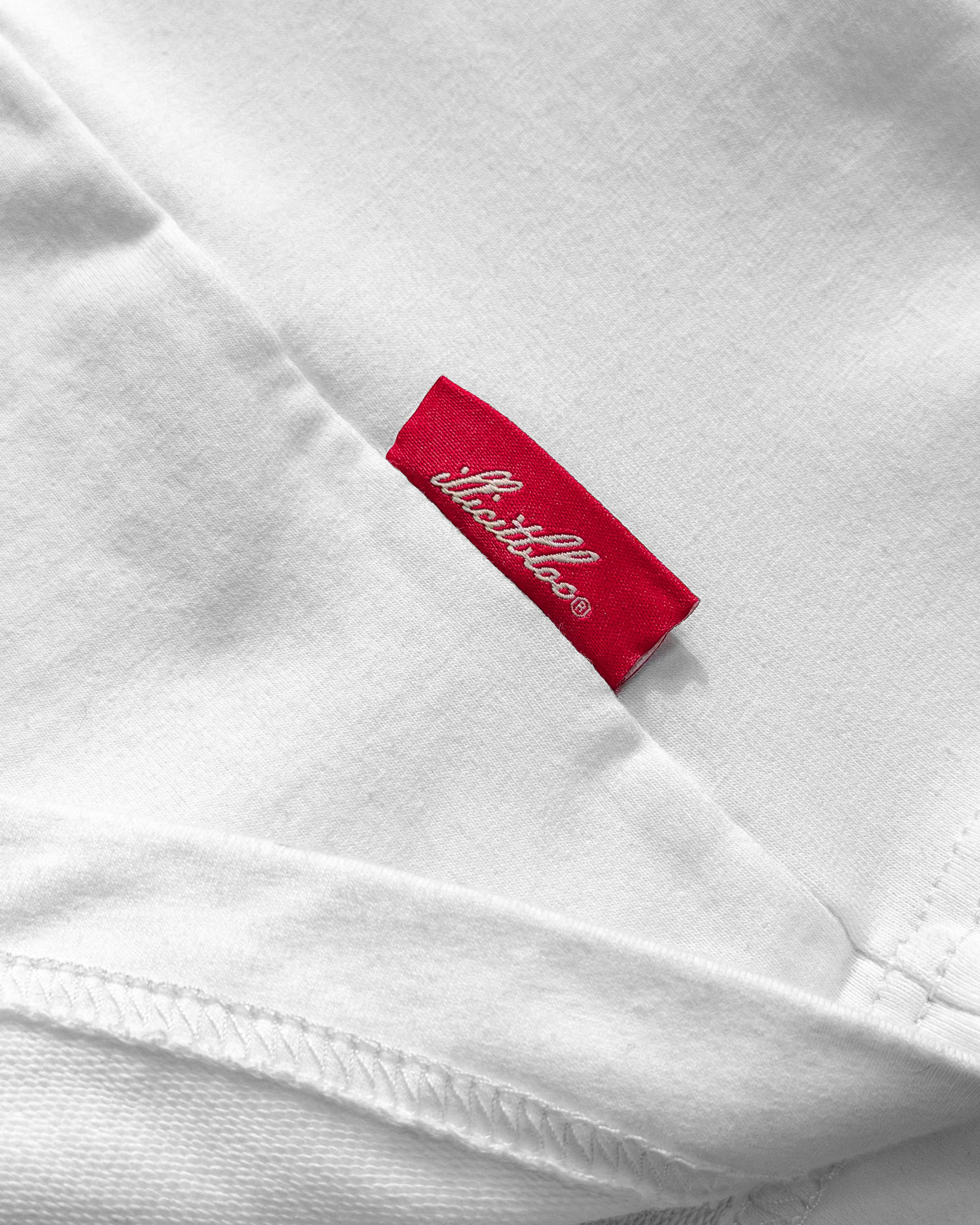 BULL MASCOT CLOUDWEAVE™ LONG SLEEVE T-SHIRT - WHITE - Image 7