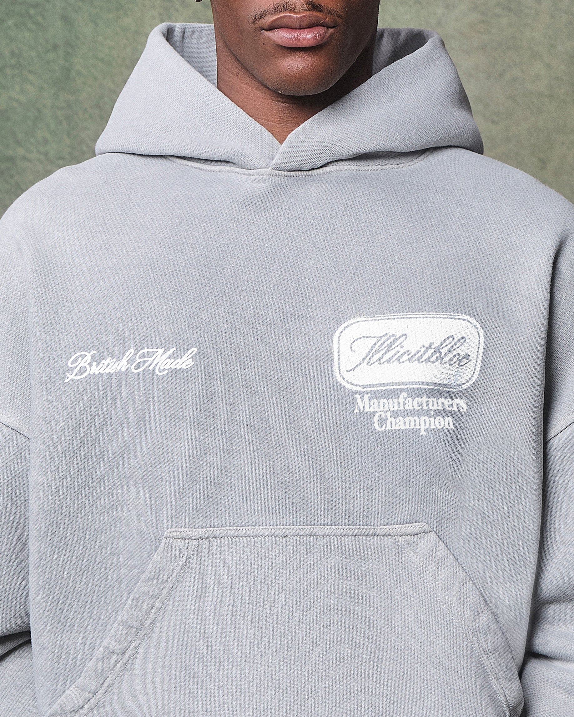 CHAMPION STAMP IRONWEAVE™ HOODIE - POWDER GREY - Image 3