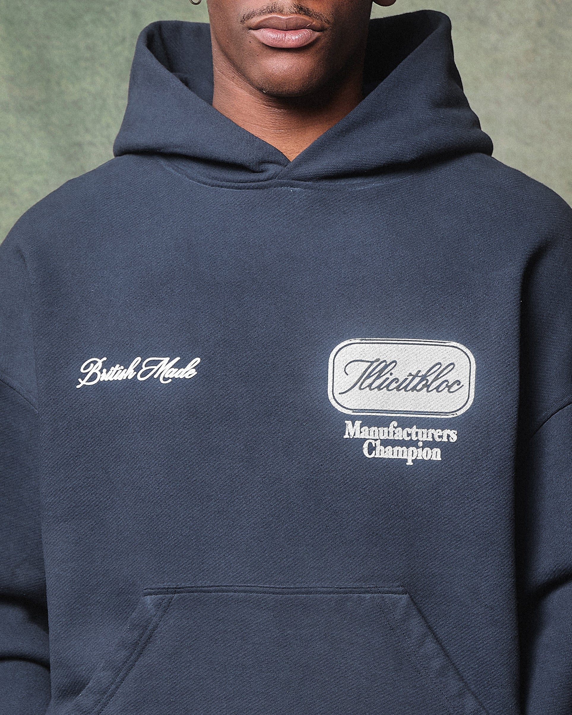 CHAMPION STAMP IRONWEAVE™ HOODIE - VINTAGE BLACK - Image 3