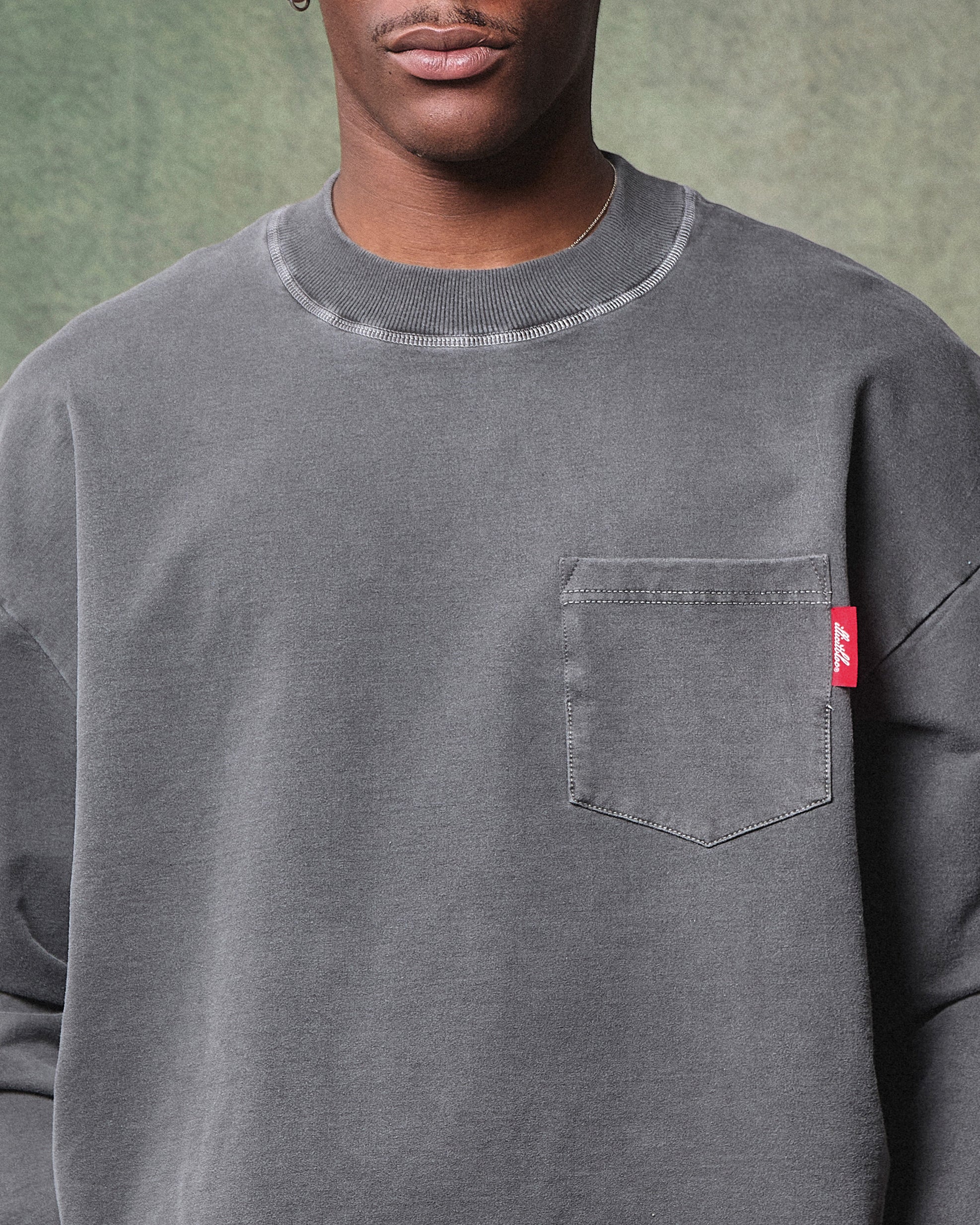 CLASSIC CLOUDWEAVE™ POCKET LONG SLEEVE T-SHIRT - CHARCOAL - Image 3