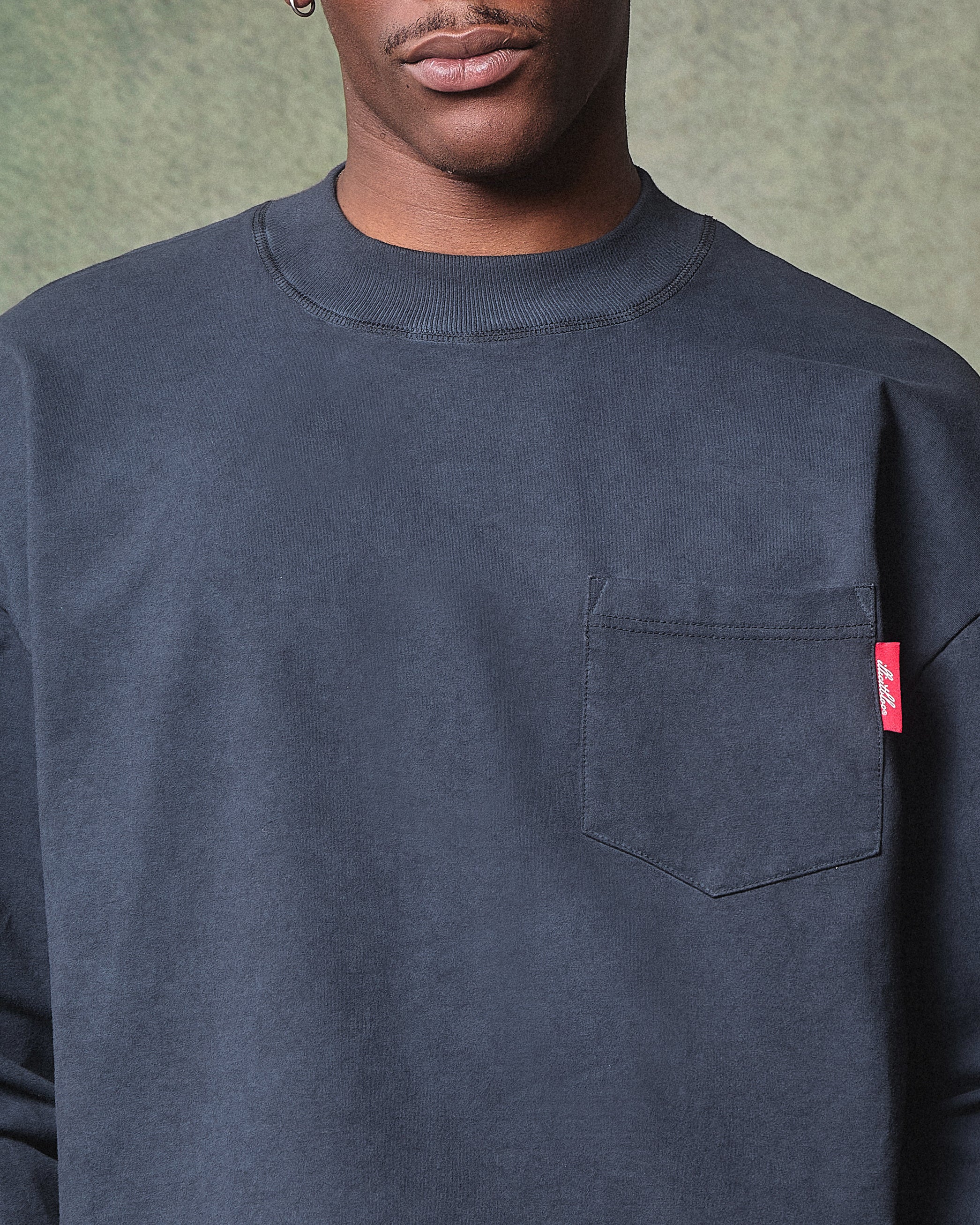 CLASSIC CLOUDWEAVE™ POCKET LONG SLEEVE T-SHIRT - VINTAGE BLACK - Image 3