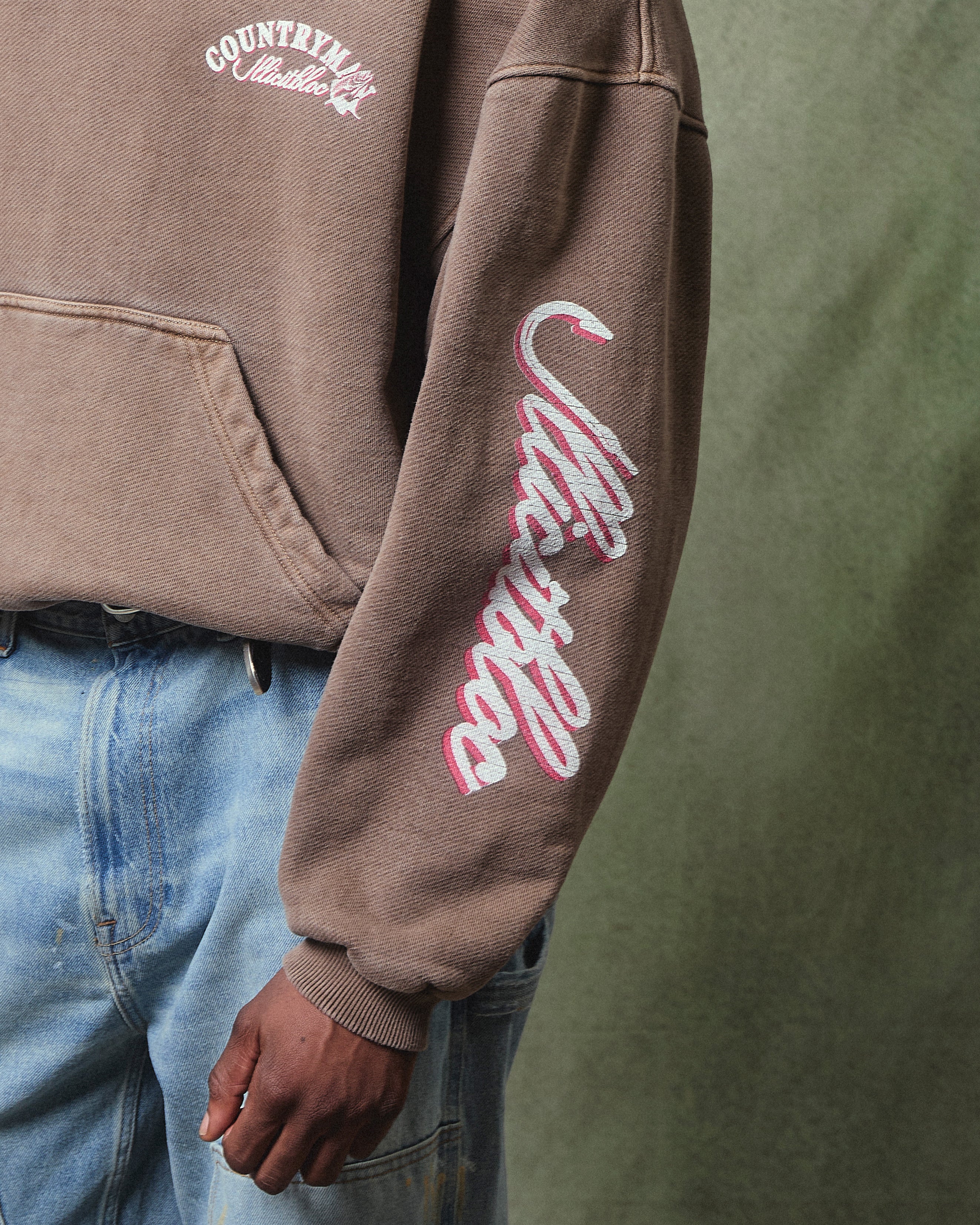 HOOKED IRONWEAVE™ HOODIE - WASHED BROWN - Image 6