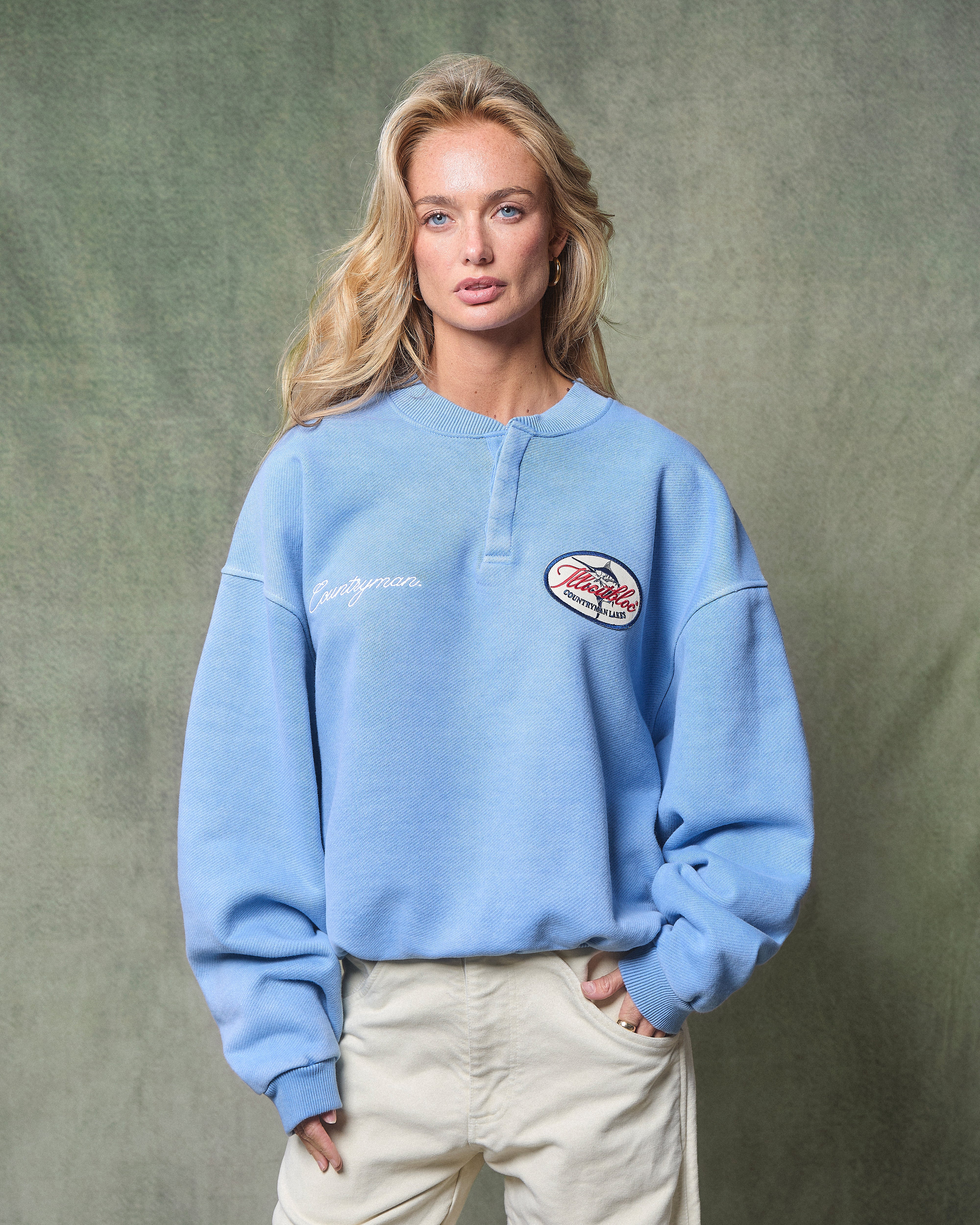 LAKES CREST IRONWEAVE™ HENLEY CREWNECK - POWDER BLUE - Image 4