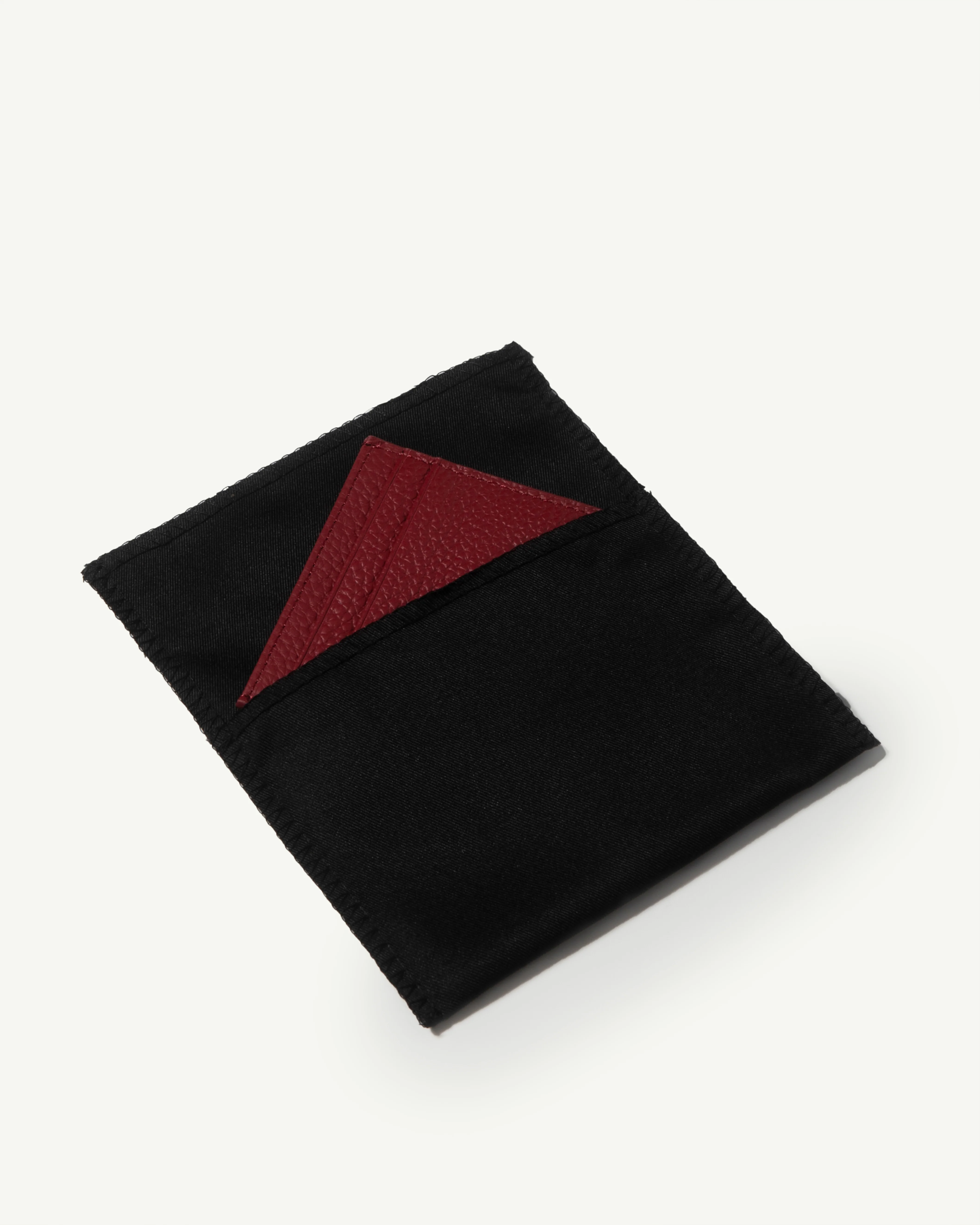 LEATHER CARD HOLDER - BURGUNDY - Image 5